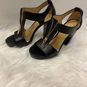 Michael Kors size 5 black zip up Sandal